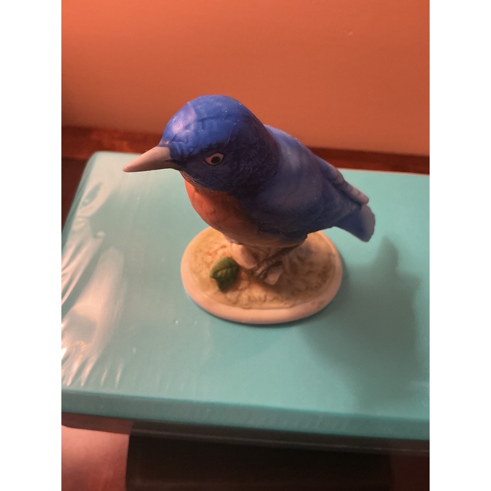 Lefton China Bluebird Figurine Hand Painted Porcelain Japan KW 6609 Vintage